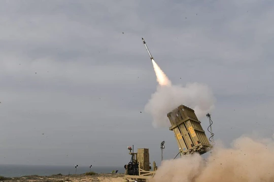 Hệ thống phòng không Vòm Sắt (Iron Dome). Ảnh South Front
