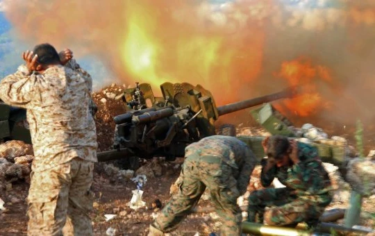 Pháo binh Syria dội lửa mở đường vào thành cổ Palmir