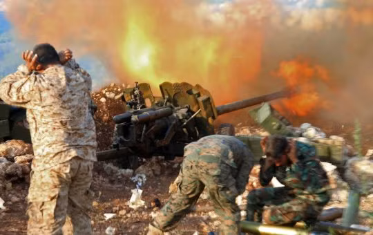 Pháo binh Syria dội lửa mở đường vào thành cổ Palmir