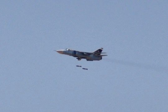 Không quân Syria không kích vùng đông bắc Hama - ảnh minh họa Masdar News
