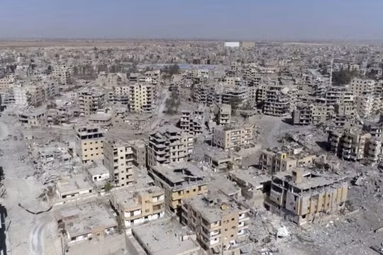 Thảm họa thành phố Raqqa sau cuộc tấn chiếm của Lực lượng dân quân người Kurd. Ảnh Sputnik