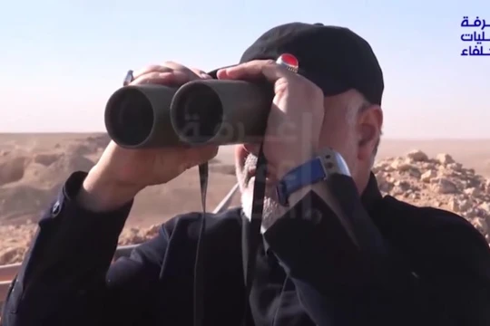 Tướng Qasem Soleimani chỉ huy các hoạt động quân sự trên chiến trường Mayadeen - ảnh minh họa video truyền thông Hezbollah