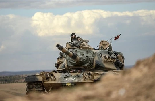 Xe tăng quân đội Thổ Nhĩ Kỳ tấn công ở Afrin, Aleppo Syria - ảnh minh họa Masdar News
