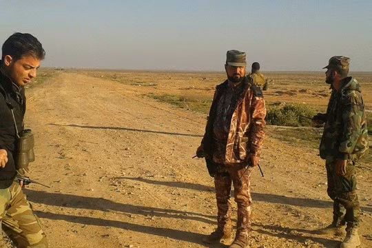 Lực lượng Tigers đánh chiếm cao điểm 800 ở Tây Palmyra