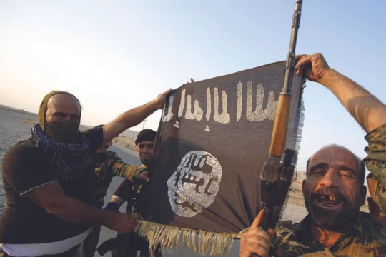 Chiến binh IS trên chiến trường Libyan - ảnh minh họa từ Libyan Express