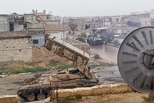 Tổ hợp pháo phản lực nhiệt áp TOS-1, ảnh minh họa video truyền thông quân đội Syria