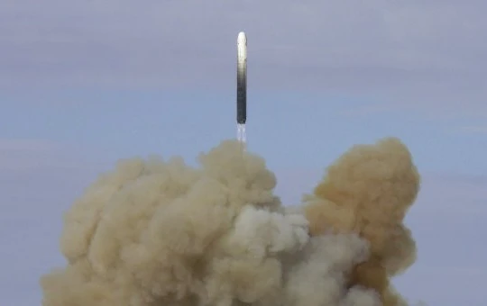 Tên lửa đạn đạo "Sarmat" sẽ được phóng vào năm 2016