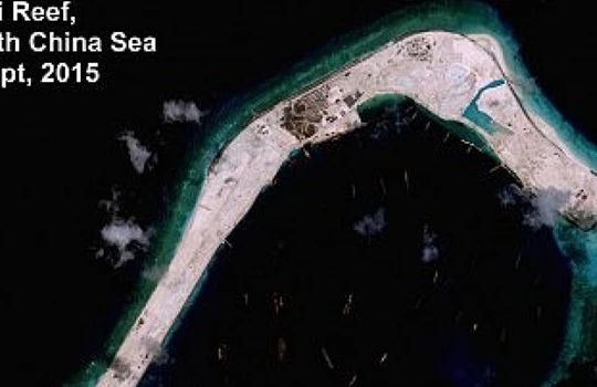 Đá Subi, ảnh vệ tinh chụp ngày 03/09/2015 (Nguồn: Victor Robert Lee and Digital Globe)