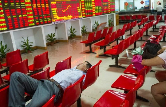 Chứng khoán Trung Quốc giảm mạnh nhất 3 tuần