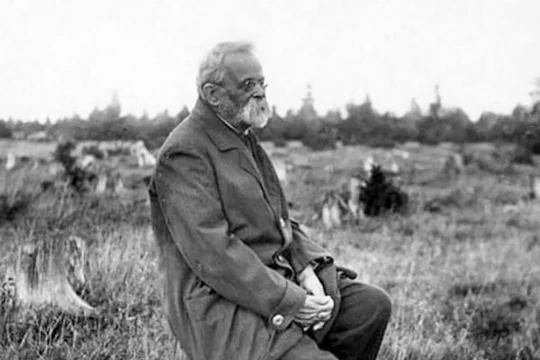 Xạ thủ bắn tỉa 88 tuổi, Viện sĩ Viện hàn lâm khoa học Liên xô Nikolai Alexandrovich Morozov