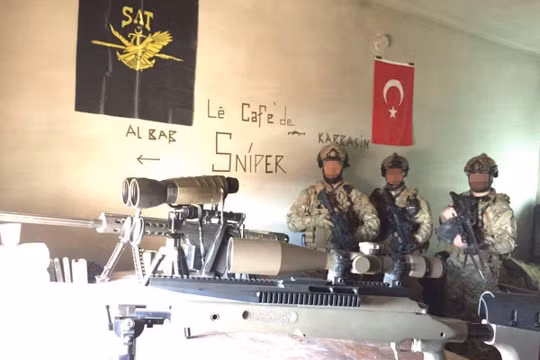 Lính đặc nhiệm Thổ Nhĩ Kỳ trong một vị trí gần thành phố Al-Bab