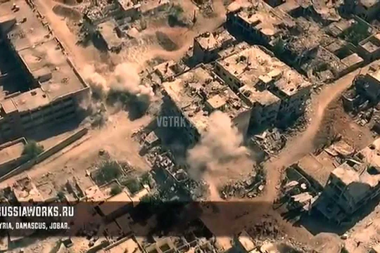 Quân đội Syria tiếp tục pháo kích ác liệt vào quận Jobar - ảnh video UAV quân đội Syria