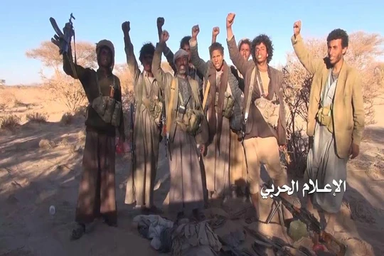 Các chiến binh Houthi trong cuộc tấn công giành chiến thắng ở quận al-Zahir thuộc tỉnh al-Bayda miền trung Yemen