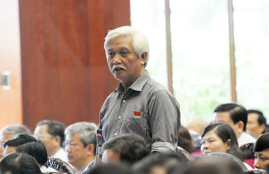 Đại biểu Dương Trung Quốc, đoàn Đồng Nai