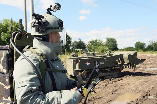 Robot rà phá bom mìn Ural - 6