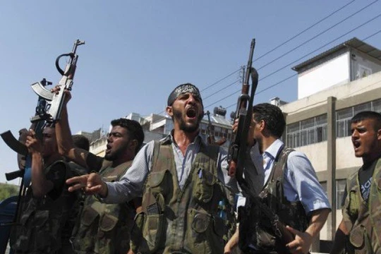 Các tay súng Al-Qaeda Syria ở thành phố Homs
