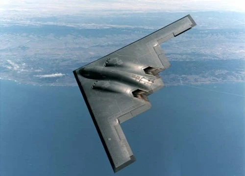 Máy bay ném bom B-2 của không quân Hoa Kỳ