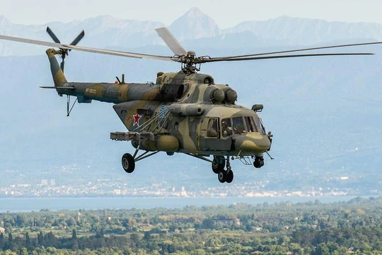 Trực thăng vận tải đa nhiệm Mi-8 AMTSh trên chiến trường Ukraine (Ảnh: Bộ Quốc phòng Nga.)