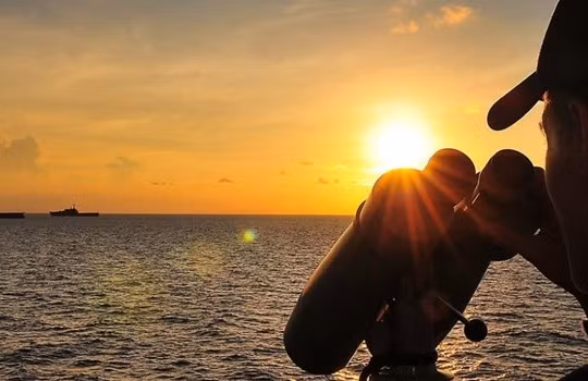 Indonesia bàn với Malaysia và Singapore để cùng tuần tra Biển Đông