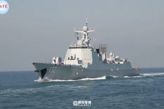 Khu trục hạm Type 052D Tô Châu. Ảnh Naval Post