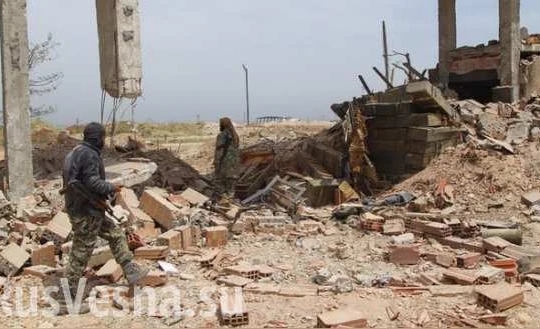 IS nã tên lửa “tặng quà cho người Nga” ở Latakia