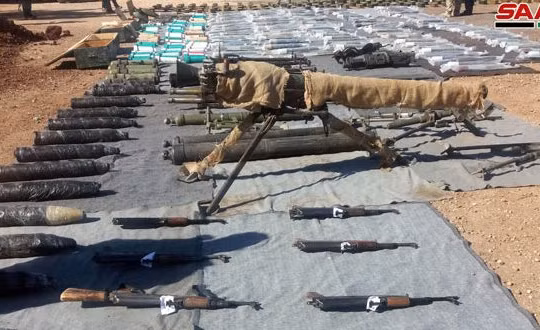 Quân dội Syria thu giữ vũ khí của lực lượng Hồi giáo cực đoan ở Damascus, Quneitra. Ảnh SANA.