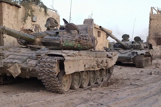 Xe tăng lực lượng Vệ binh Cộng hòa trên chiến trường Deir ez Zor