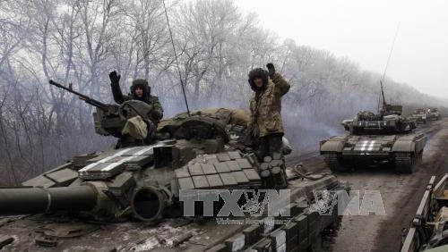 Binh sĩ quân đội Ukraine tại Debaltsevo, vùng Donetsk miền Đông Ukraine ngày 14/2. Ảnh: AFP/TTXVN