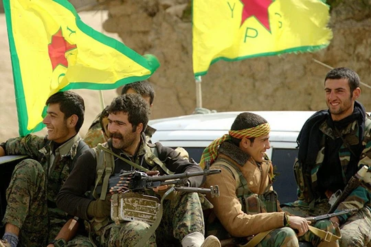 Lực lượng dân quân người Kurd thuộc Đơn vị bảo vệ Nhân dân YPG.