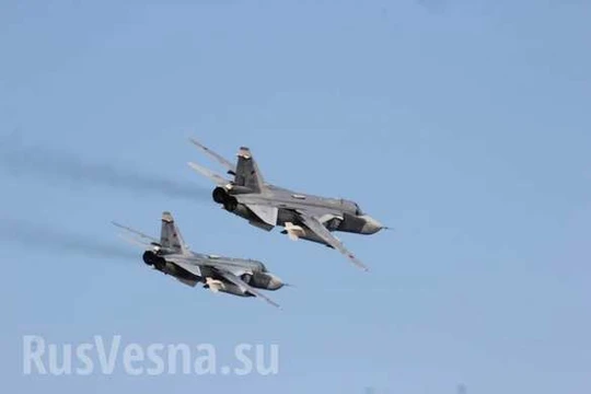 Video: Cận cảnh Su-24 Nga lượt sát sạt khu trục hạm Mỹ USS Donald Cook