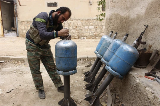 Những vũ khí khiến chiến binh IS bỗng dưng... "tự sát”! 