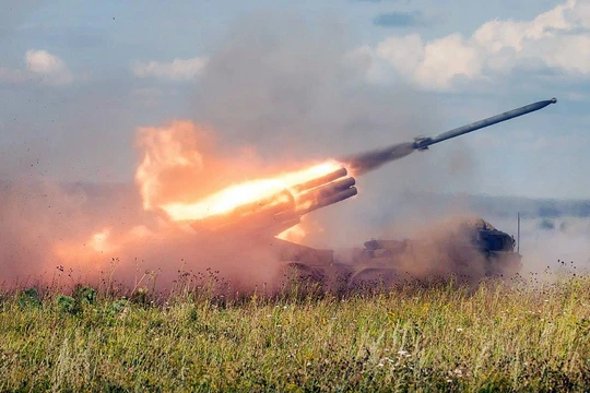 Phao phản lực nhiệt áp Nga khai hỏa. Ảnh minh họa defence.ru