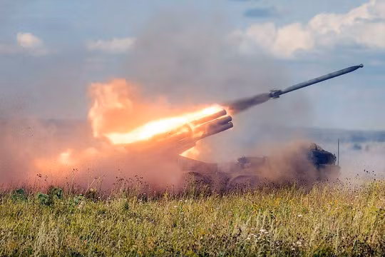 Phao phản lực nhiệt áp Nga khai hỏa. Ảnh minh họa defence.ru