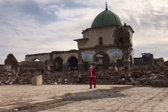 Thành phố Mosul, Iraq trong ngày lễ Giáng Sinh.