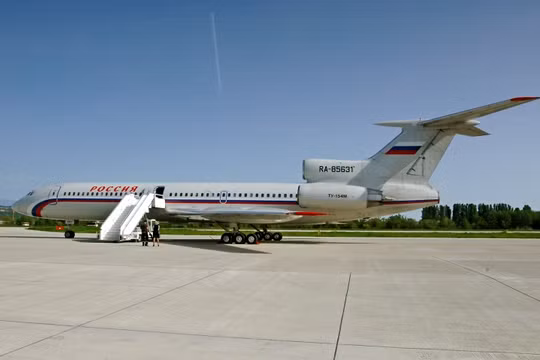 Máy bay chở khách Tu-154 Nga