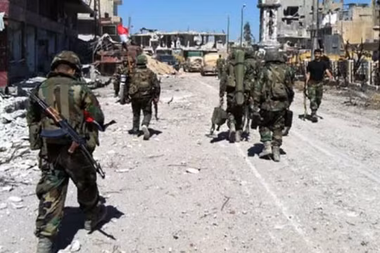 Binh sĩ Syria trên chiến trường thành phố Aleppo