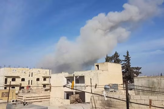 Cuộc không kích trên vùng trởi tình Idlib Syria