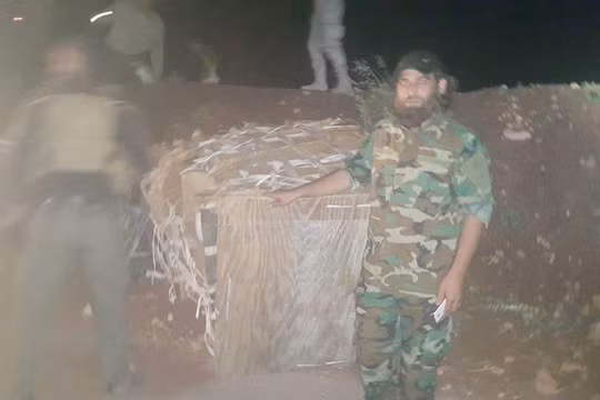 Mỹ cung cấp vũ khí cho lực lượng nổi dậy chống IS