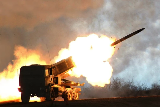 Hệ thống điều hành tác chiến pháo binh chiến trường siêu hiện đại