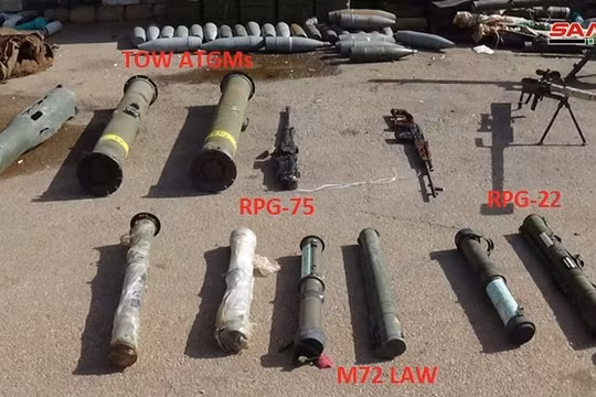 Một số vũ khí thu được ở tỉnh Daraa. Ảnh: SANA.