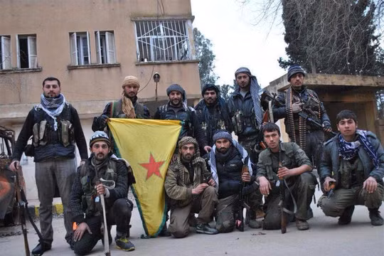 Bùng phát mâu thuẫn giữa người Kurd và NDF, chính quyền Syria nỗ lực “hòa giải“