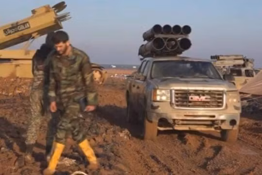 Tổ hợp tên lửa mặt đất Golan-1000 trên chiến trường Al-Safa