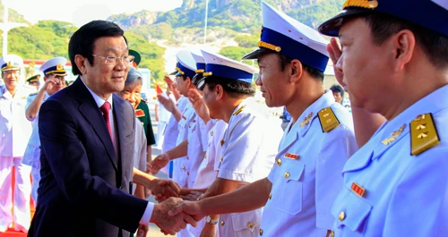 Chủ tịch nước Trương Tấn Sang dự lễ khánh thành cảng quốc tế Cam Ranh. Ảnh: A.X