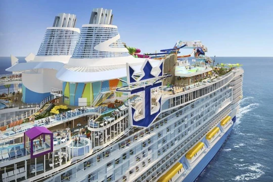 Tầu du lịch lớn nhất thế giới Biểu tượng của Biển "Icon of Seas. Ảnh video Royal Caribbean International.