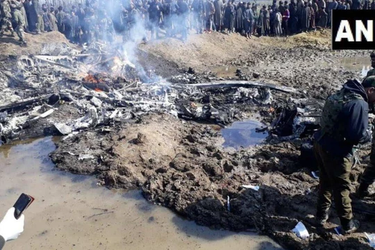 Trực thăng Mi-17 V5 của không quân Ấn Độ bị rơi ở Kashmir. Ảnh minh họa: Defense-Blog.