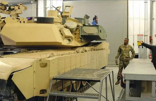 Xe tăng Abrams M1A2C nâng cấp. Ảnh: báo Đức Stern.