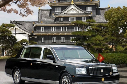 Toyota Century Royal được độ riêng cho Hoàng gia Nhật Bản. Ảnh:Innermobil.