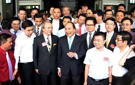 Thủ tướng sẽ họp thông tầm với 10.000 doanh nghiệp