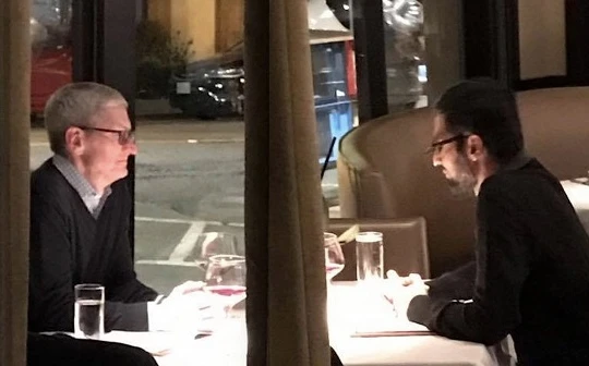 CEO Apple và Google bị bắt gặp ăn tối cùng nhau