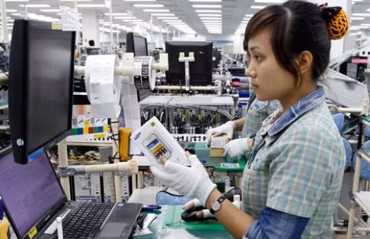  Tập đoàn Samsung trong nhiều năm qua luôn duy trì là nhà đầu tư nước ngoài lớn nhất tại Việt Nam. Ảnh: CafeF